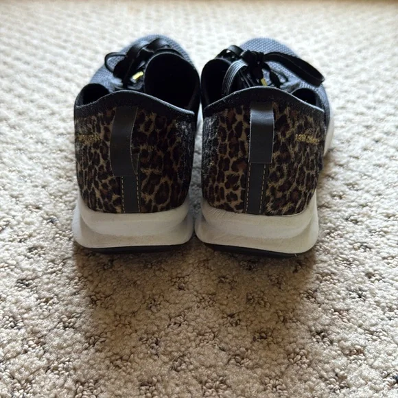 New Balance Black and Leopard Women's Sneakers Size 8 - Picture 2 of 7